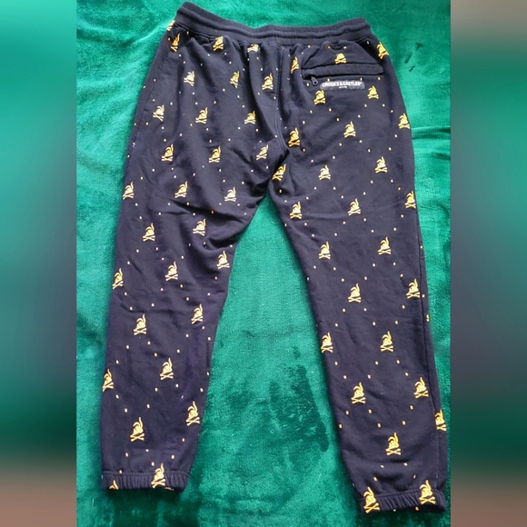 Crooks & CastlesSkull Bunny AOP Embroidered Joggers - Picture 4 of 5